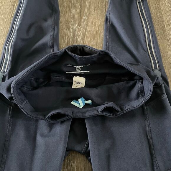 Brooks Women’s Navy Blue Ankle Zip Tight Legging - Size XS - Picture 5 of 8